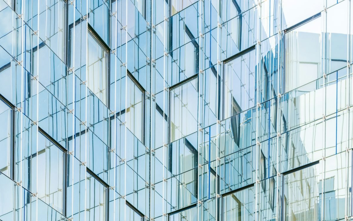 Specifying glass for Dubai sun: coatings, tints and what to ignore