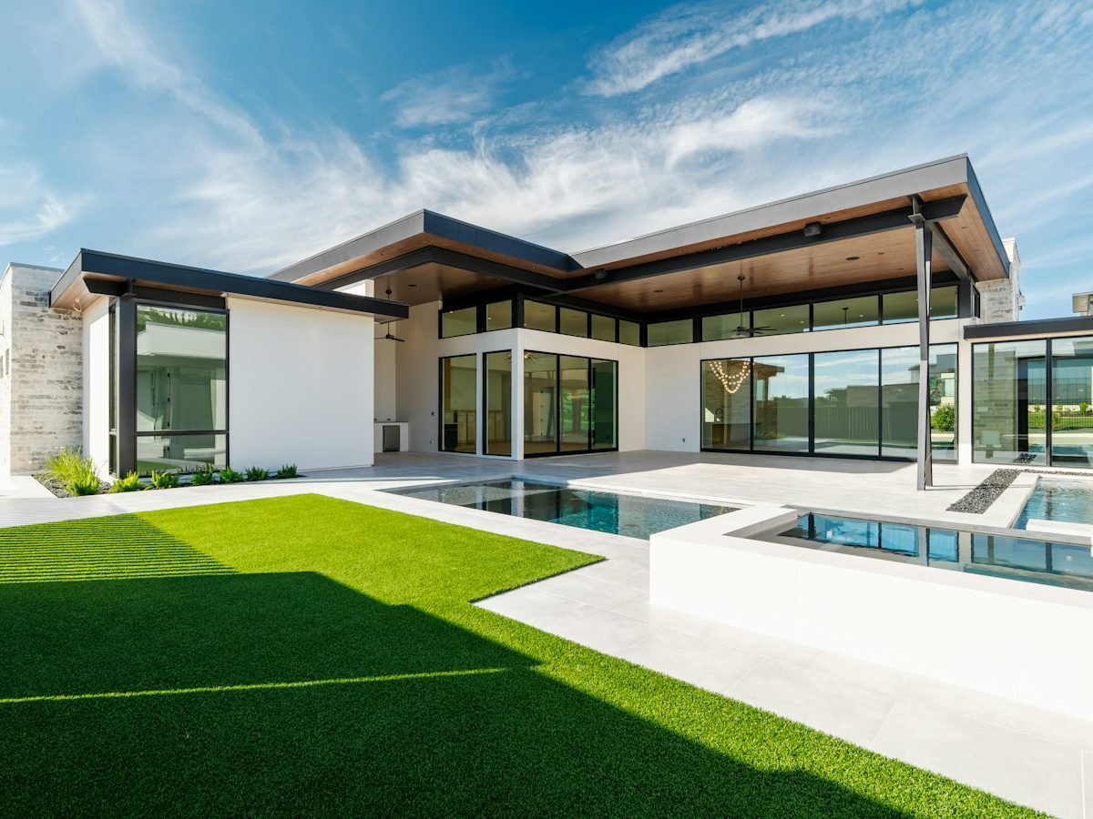 Swimming Pool Fencing